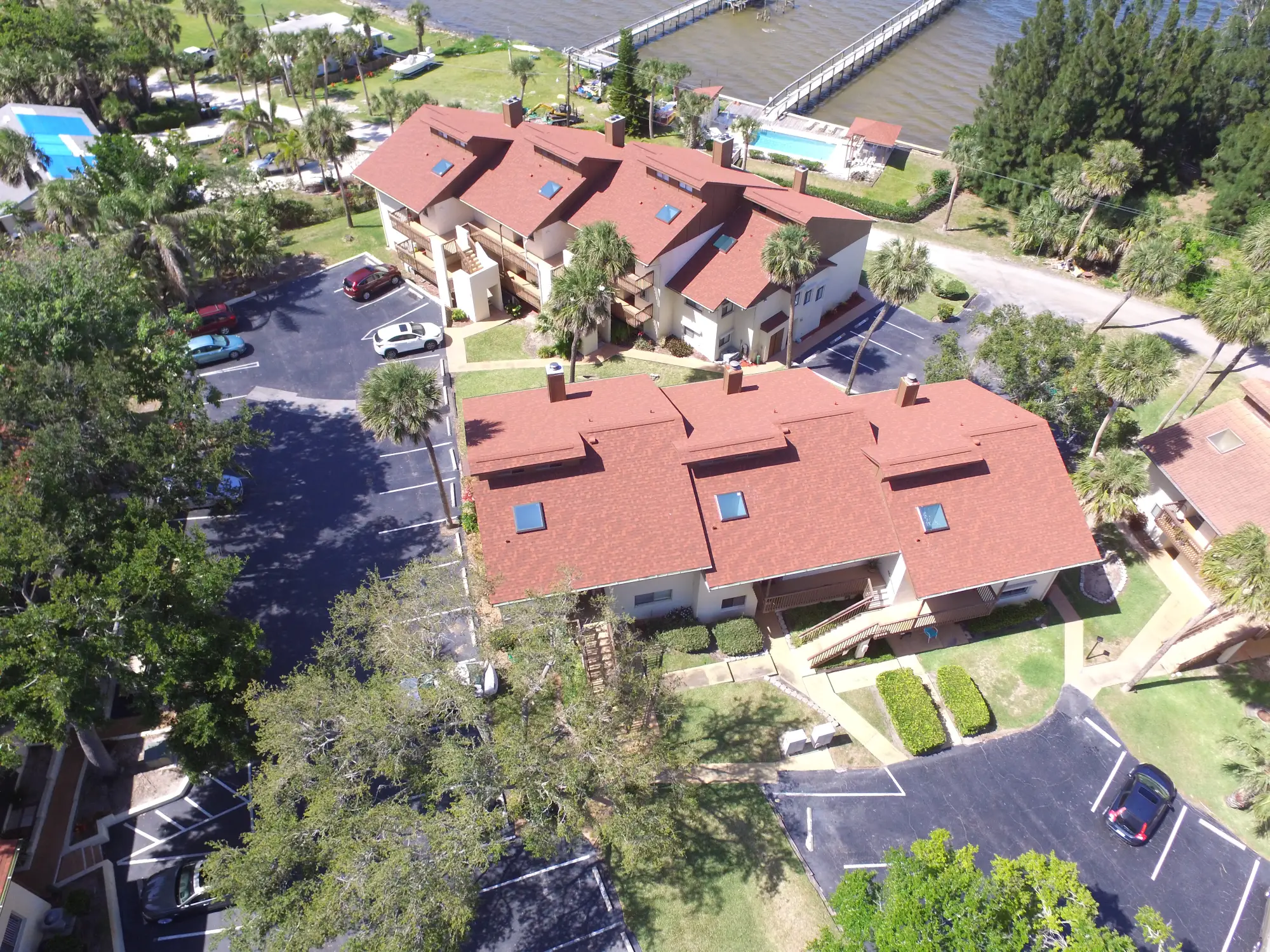 Roofing contractors Palm Bay