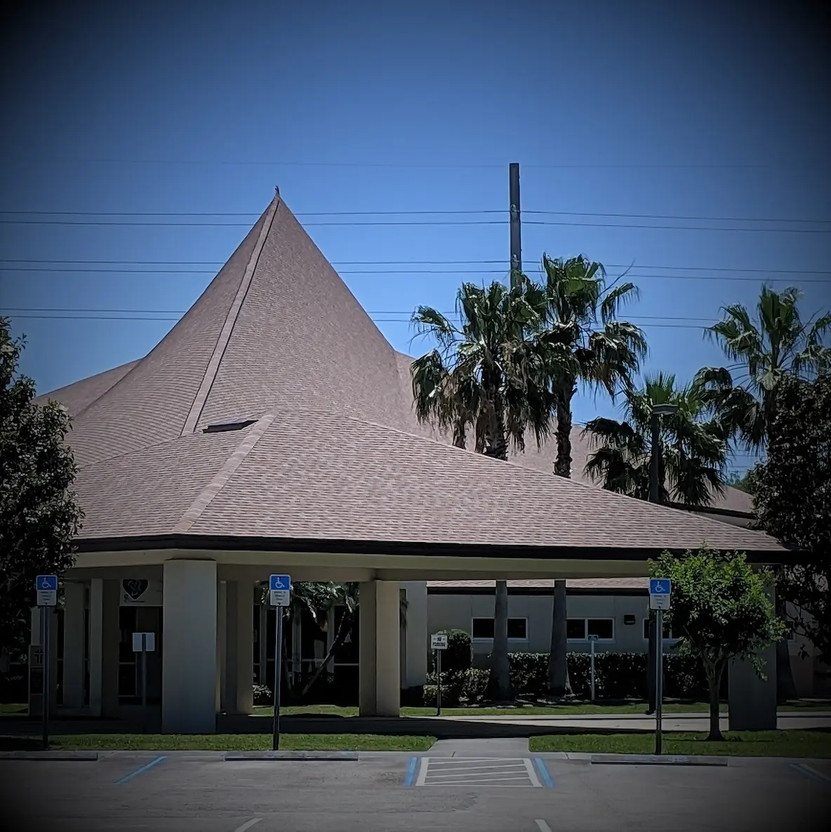 Roofing contractors Palm Bay